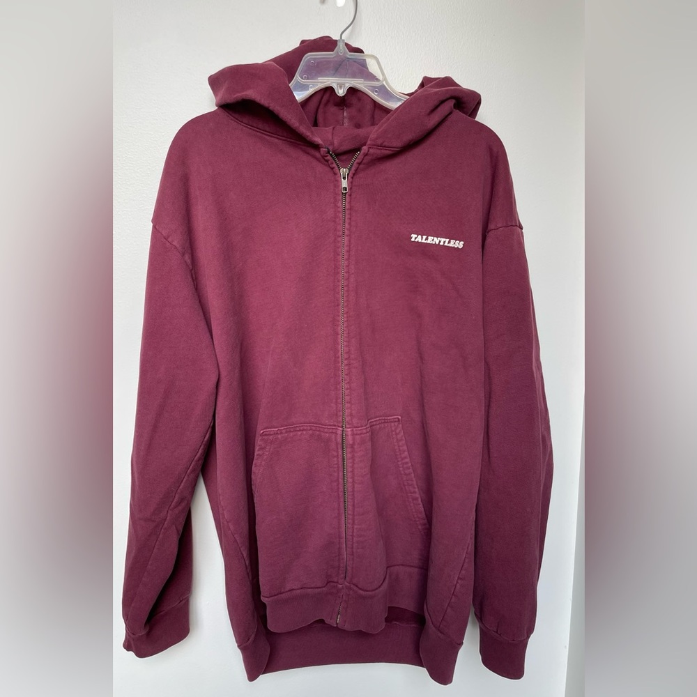 Talentless Maroon Matching Set - Picture 2 of 7